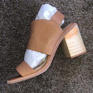 WAL & PAI ELK Sandal Size NIB